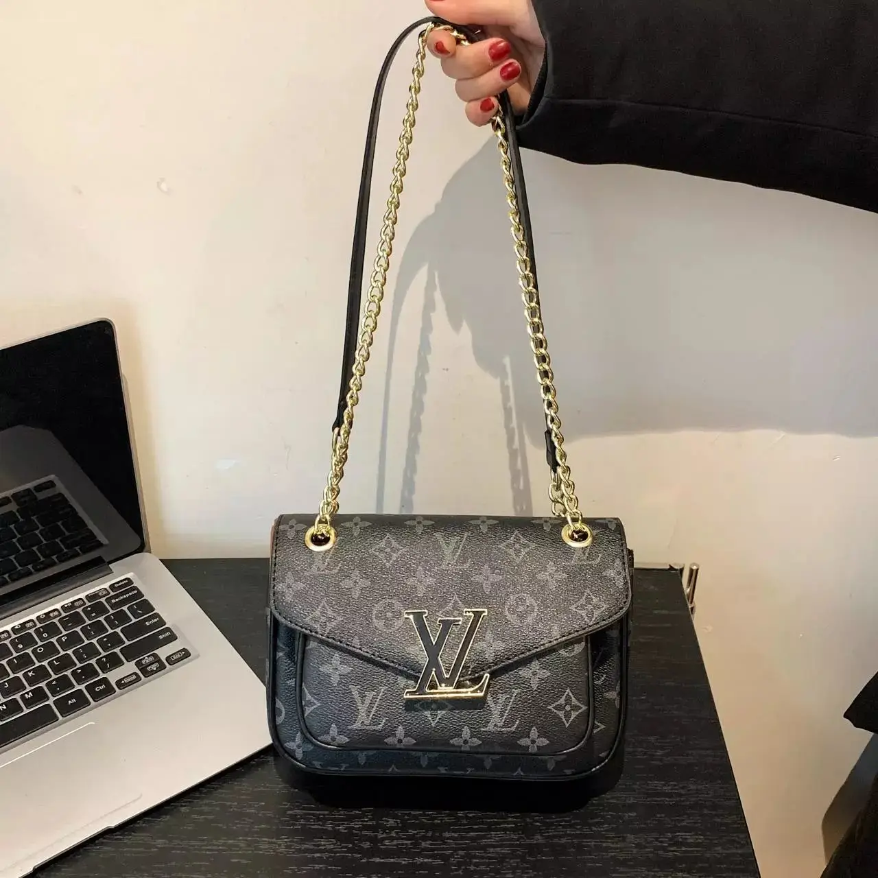 Louis Vuitton Handbags [10 styles] 3